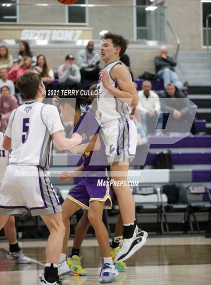 Thumbnail 2 in Durango vs. Lehi (Lehi Holiday Hoopfest) photogallery.
