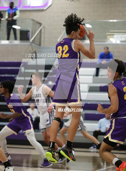 Thumbnail 2 in Durango vs. Lehi (Lehi Holiday Hoopfest) photogallery.