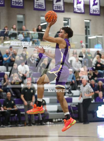 Thumbnail 2 in Durango vs. Lehi (Lehi Holiday Hoopfest) photogallery.
