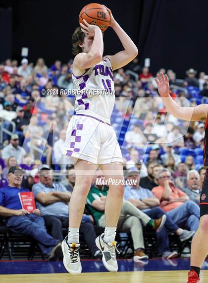 Thumbnail 1 in Thrall vs. Shelbyville (UIL 2A Basketball Semifinal) photogallery.