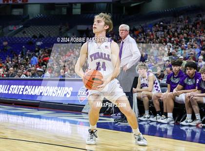 Thumbnail 2 in Thrall vs. Shelbyville (UIL 2A Basketball Semifinal) photogallery.
