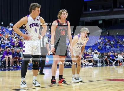 Thumbnail 2 in Thrall vs. Shelbyville (UIL 2A Basketball Semifinal) photogallery.