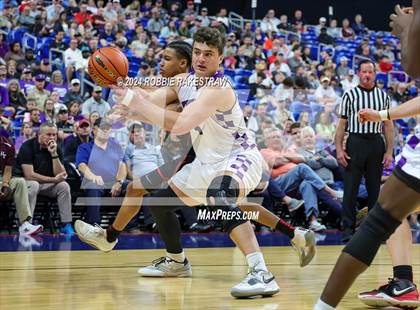 Thumbnail 1 in Thrall vs. Shelbyville (UIL 2A Basketball Semifinal) photogallery.