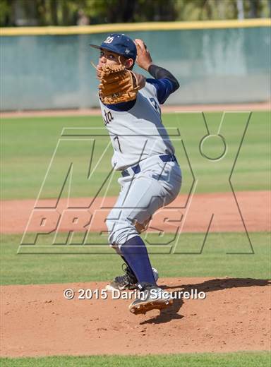 null - Photo 01