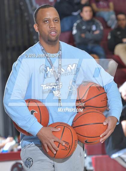 Thumbnail 2 in Harvard-Westlake vs. Sheldon (Rancho Mirage Holiday Invitational) photogallery.