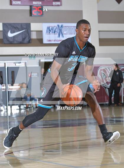 Thumbnail 2 in Harvard-Westlake vs. Sheldon (Rancho Mirage Holiday Invitational) photogallery.