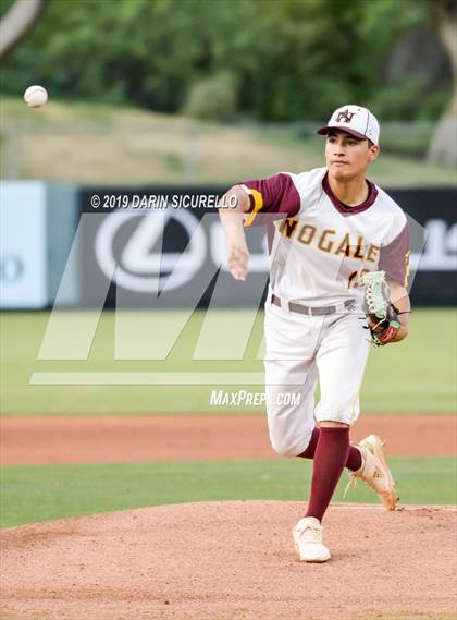 Thumbnail 3 in Nogales vs. Desert Mountain (AIA 5A Semifinal) photogallery.