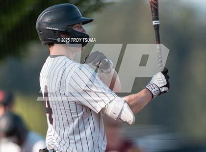 Thumbnail 1 in Tigard @ Tualatin photogallery.