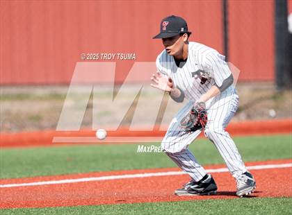 Thumbnail 1 in Tigard @ Tualatin photogallery.
