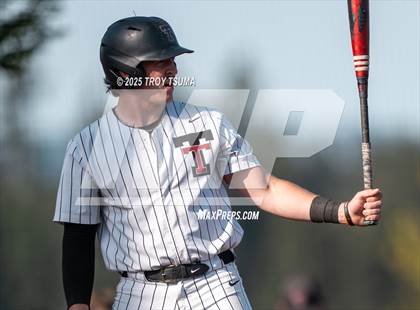 Thumbnail 1 in Tigard @ Tualatin photogallery.