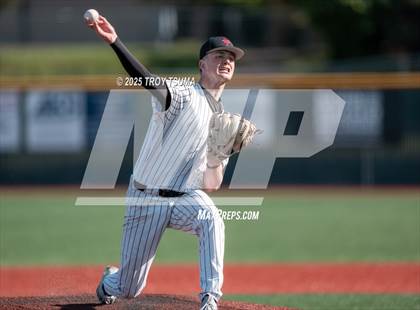 Thumbnail 1 in Tigard @ Tualatin photogallery.