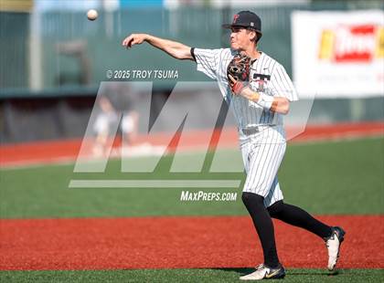 Thumbnail 1 in Tigard @ Tualatin photogallery.