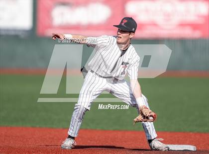 Thumbnail 3 in Tigard @ Tualatin photogallery.