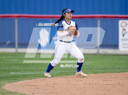 Thumbnail 2 in Fountain Valley @ Los Alamitos photogallery.