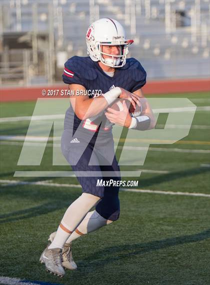 Thumbnail 2 in Santa Ana Valley vs Beckman photogallery.
