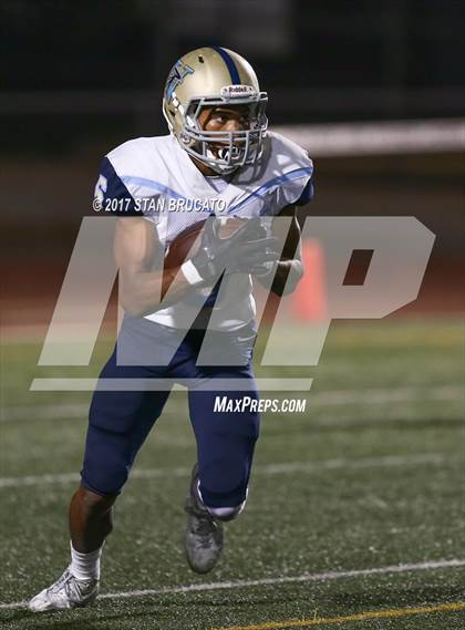 Thumbnail 2 in Santa Ana Valley vs Beckman photogallery.