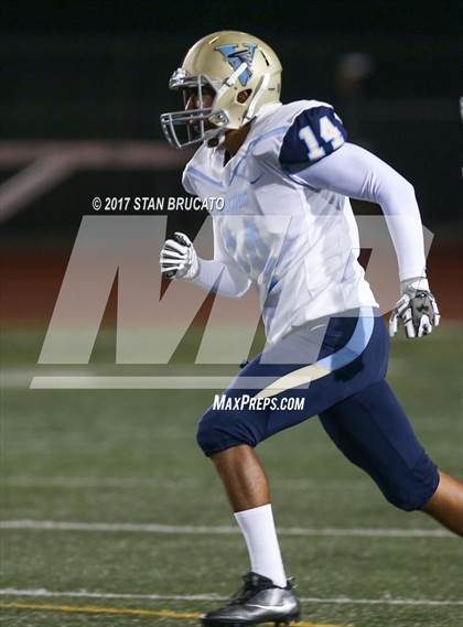 Thumbnail 3 in Santa Ana Valley vs Beckman photogallery.
