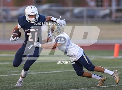 Thumbnail 3 in Santa Ana Valley vs Beckman photogallery.