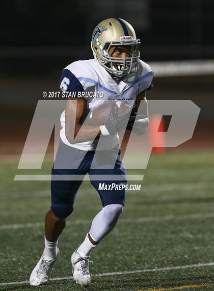 Thumbnail 3 in Santa Ana Valley vs Beckman photogallery.
