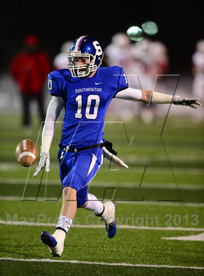 Thumbnail 2 in Fairfield Prep vs. Southington (CIAC Class LL Final) photogallery.