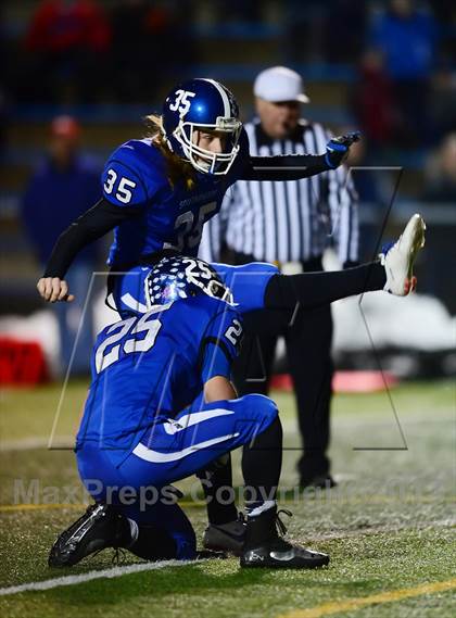 Thumbnail 2 in Fairfield Prep vs. Southington (CIAC Class LL Final) photogallery.