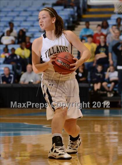 Thumbnail 2 in Bishop McGuinness vs. Southside (NCHSAA 1A Final) photogallery.