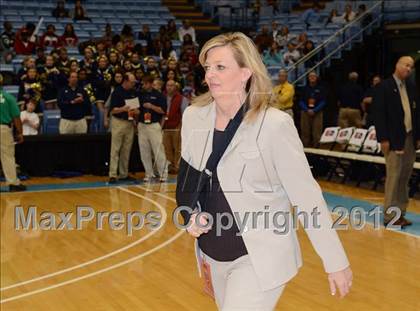 Thumbnail 2 in Bishop McGuinness vs. Southside (NCHSAA 1A Final) photogallery.