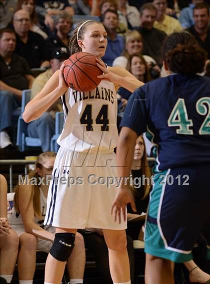 Thumbnail 2 in Bishop McGuinness vs. Southside (NCHSAA 1A Final) photogallery.