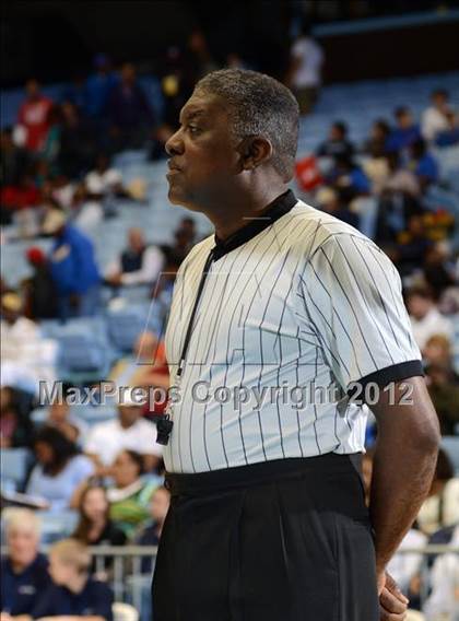 Thumbnail 1 in Bishop McGuinness vs. Southside (NCHSAA 1A Final) photogallery.