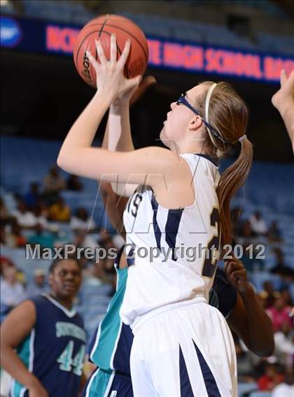 Thumbnail 3 in Bishop McGuinness vs. Southside (NCHSAA 1A Final) photogallery.