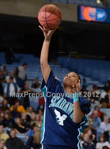 Thumbnail 2 in Bishop McGuinness vs. Southside (NCHSAA 1A Final) photogallery.