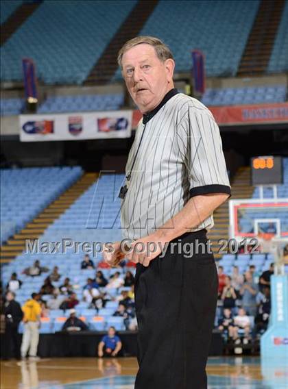 Thumbnail 1 in Bishop McGuinness vs. Southside (NCHSAA 1A Final) photogallery.