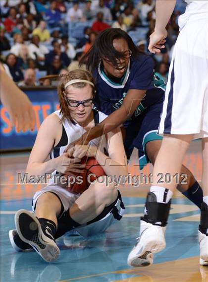 Thumbnail 3 in Bishop McGuinness vs. Southside (NCHSAA 1A Final) photogallery.