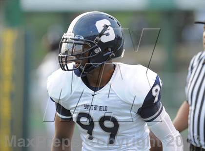 Thumbnail 3 in Cass Tech vs Southfield (Detroit Prep Kickoff Classic) photogallery.