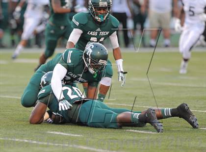 Thumbnail 3 in Cass Tech vs Southfield (Detroit Prep Kickoff Classic) photogallery.