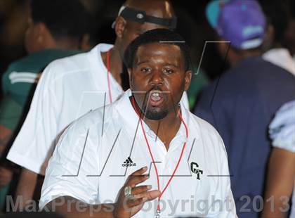 Thumbnail 2 in Cass Tech vs Southfield (Detroit Prep Kickoff Classic) photogallery.