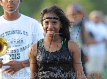 Thumbnail 2 in Cass Tech vs Southfield (Detroit Prep Kickoff Classic) photogallery.
