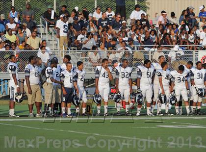 Thumbnail 3 in Cass Tech vs Southfield (Detroit Prep Kickoff Classic) photogallery.