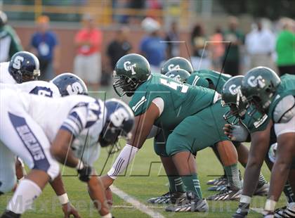 Thumbnail 3 in Cass Tech vs Southfield (Detroit Prep Kickoff Classic) photogallery.