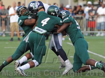 Thumbnail 2 in Cass Tech vs Southfield (Detroit Prep Kickoff Classic) photogallery.