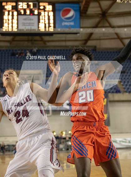 Thumbnail 2 in Rainier Beach vs. Mt. Spokane (WIAA 3A Semifinal) photogallery.