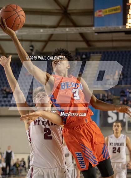 Thumbnail 3 in Rainier Beach vs. Mt. Spokane (WIAA 3A Semifinal) photogallery.