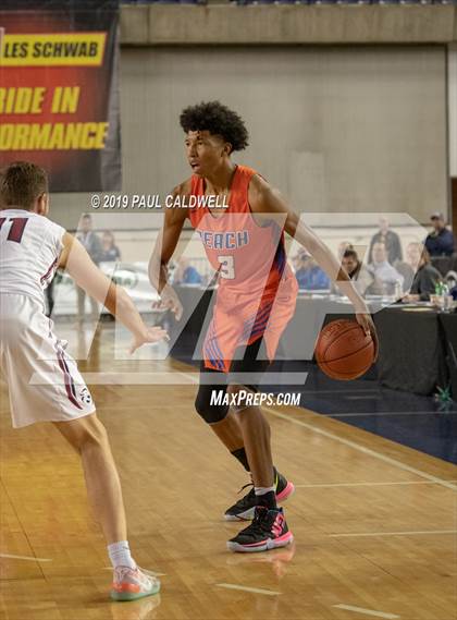 Thumbnail 3 in Rainier Beach vs. Mt. Spokane (WIAA 3A Semifinal) photogallery.