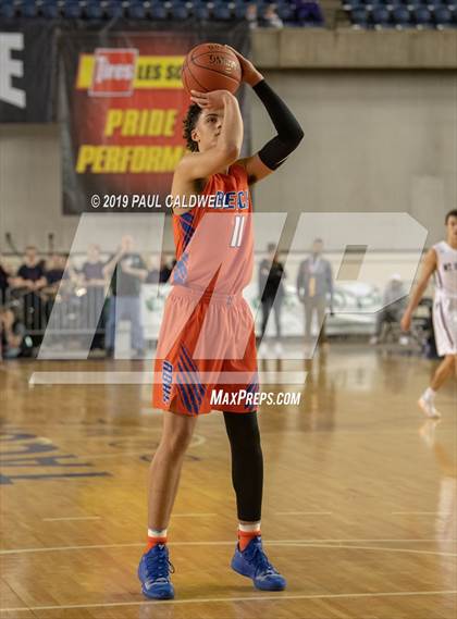 Thumbnail 3 in Rainier Beach vs. Mt. Spokane (WIAA 3A Semifinal) photogallery.