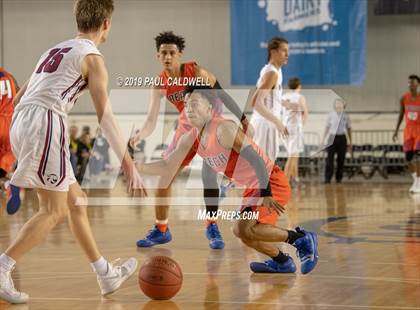 Thumbnail 3 in Rainier Beach vs. Mt. Spokane (WIAA 3A Semifinal) photogallery.