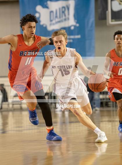 Thumbnail 2 in Rainier Beach vs. Mt. Spokane (WIAA 3A Semifinal) photogallery.