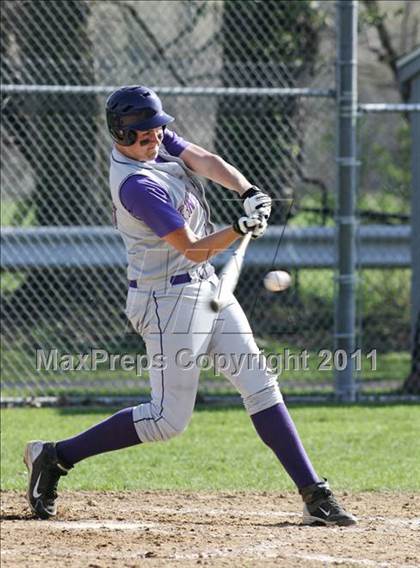 Thumbnail 2 in Avon @ Ellington photogallery.