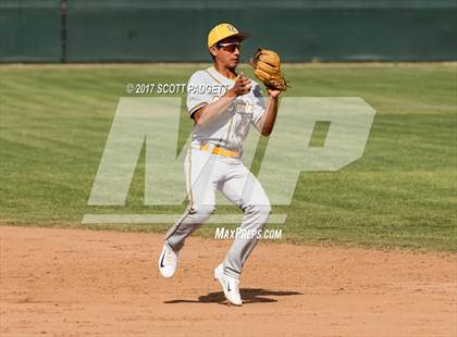 Thumbnail 3 in El Camino @ Great Oak photogallery.