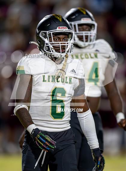 Thumbnail 3 in Lincoln @ Niceville photogallery.