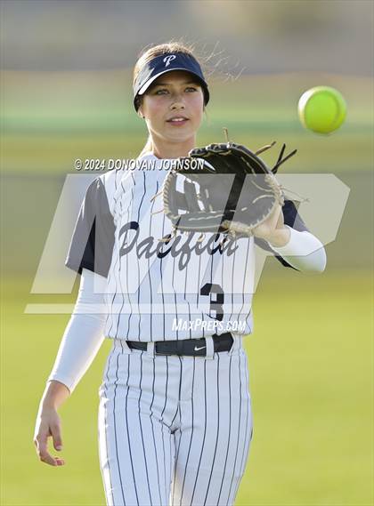 Thumbnail 1 in Esperanza @ Pacifica photogallery.